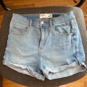 Garage Size 7 Denim Shorts